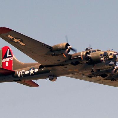 Wallpaper Warbird 012