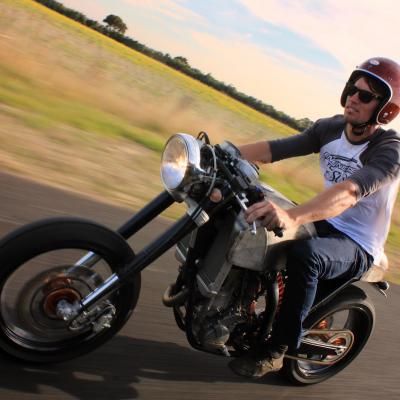 Wallpaper Cafe Racer 005